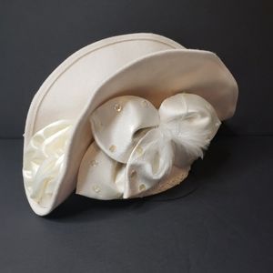 Vintage wool derby cream church hat